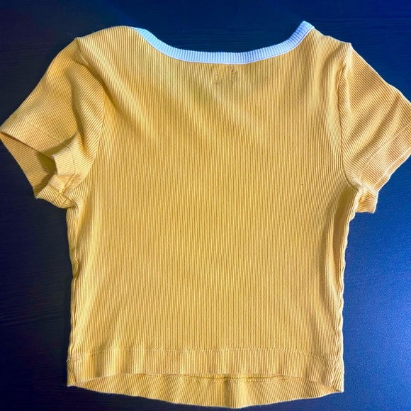 Urban Outfitter Yellow Baby Tee - Picture 3 of 3